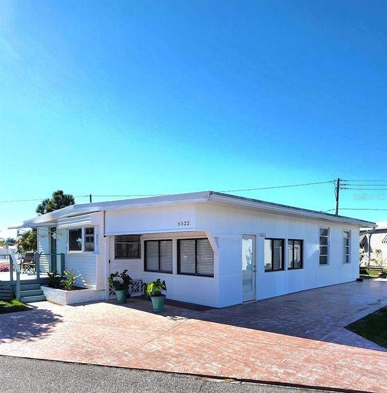 6522 Massachusetts Street - Photo 1