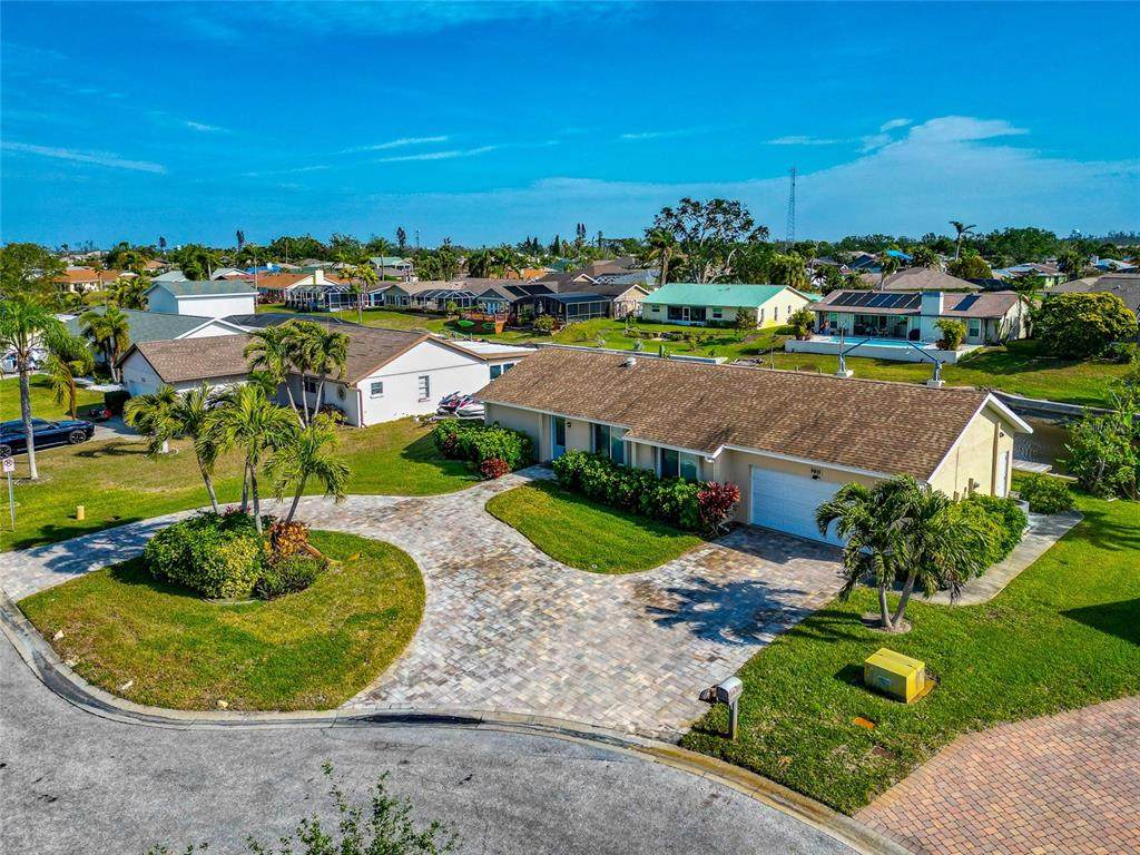 5011 Mangrove Point Road - Photo 1