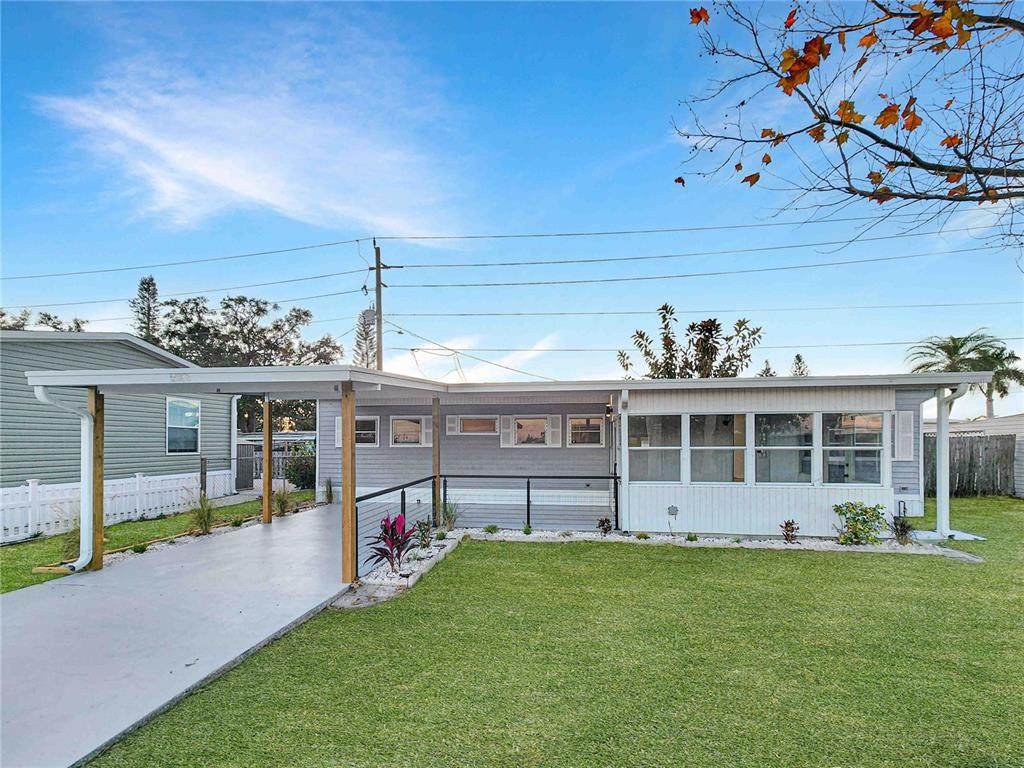 5022 9TH Street - Photo 1