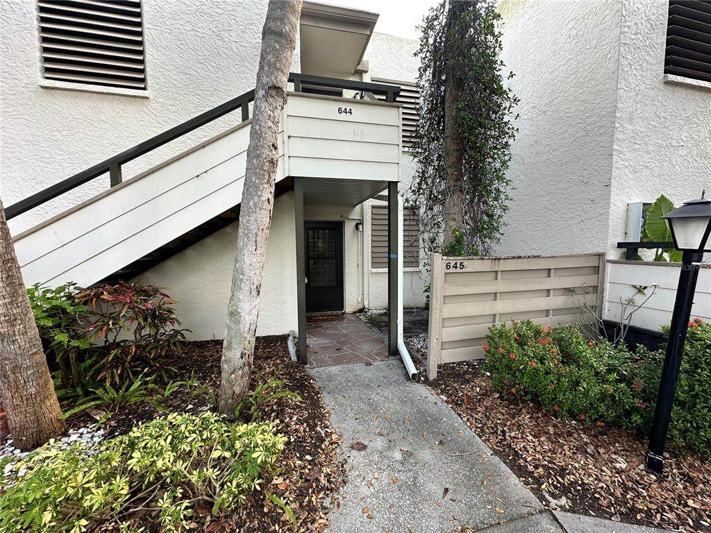 645 Woodlawn Drive - Photo 1