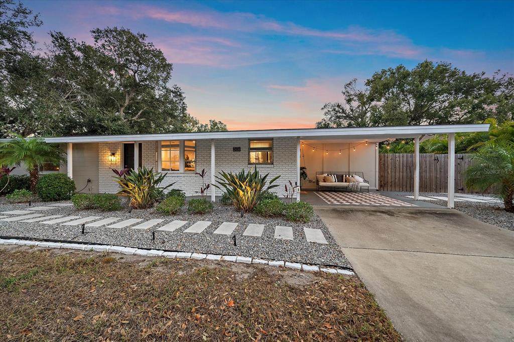 2438 Wisteria Street - Photo 1