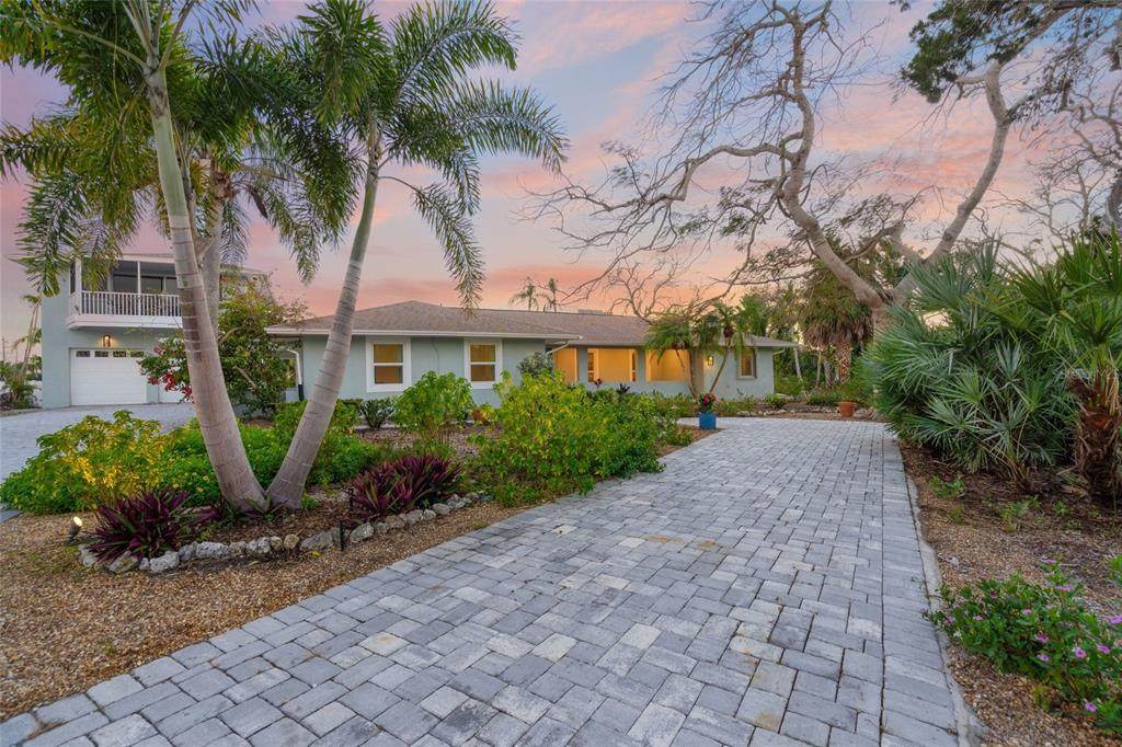 8560 Heron Lagoon Circle - Photo 1