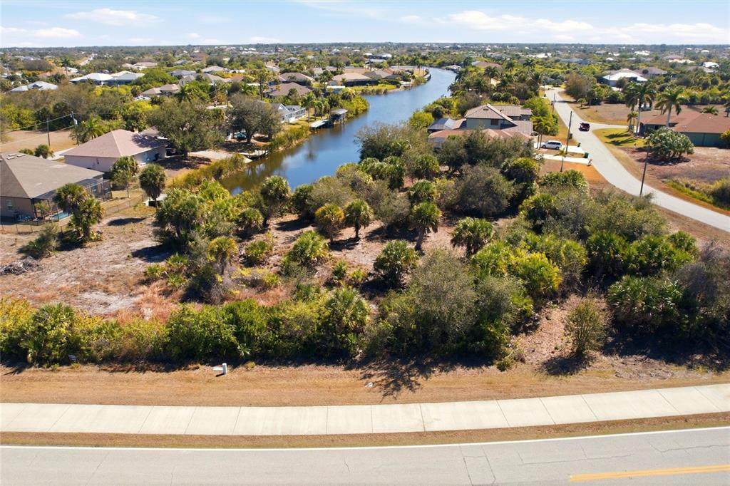 9882 Calumet Boulevard - Photo 1