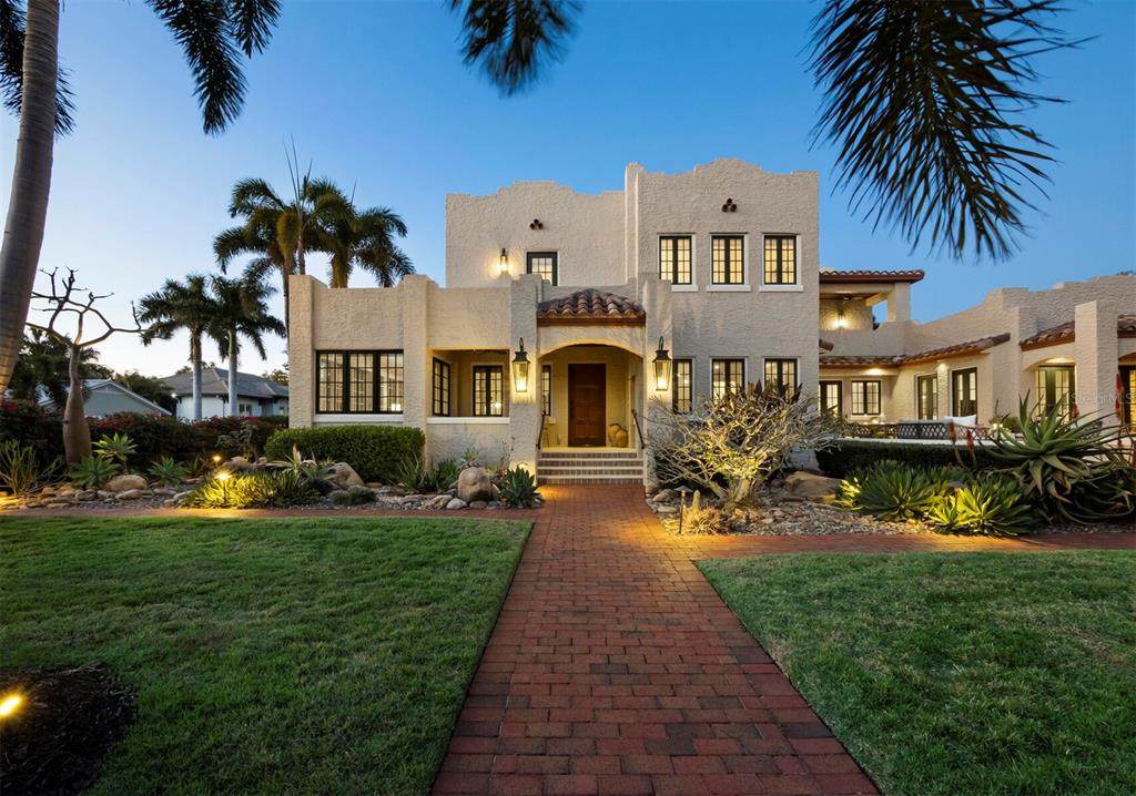 1905 Alta Vista Street - Photo 1