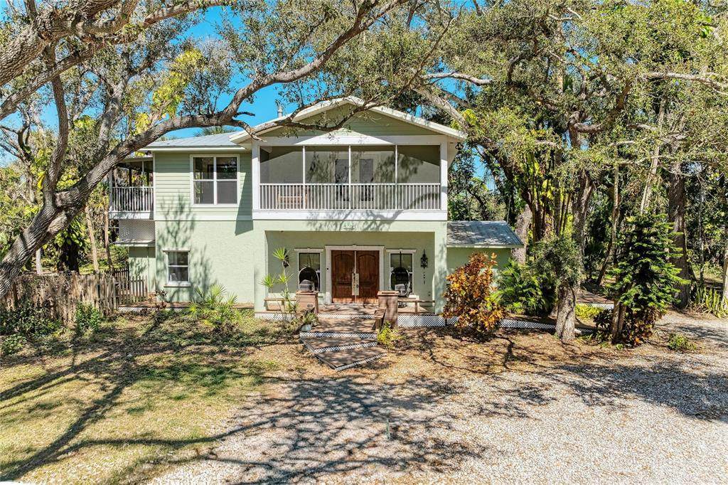 820 Elm Street - Photo 1