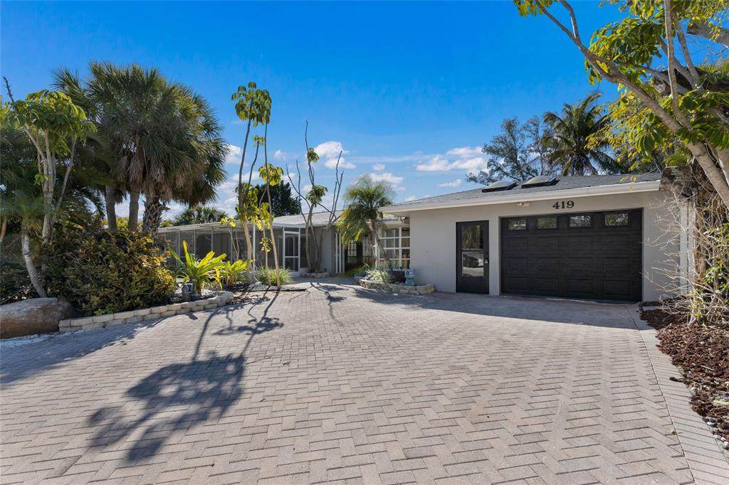419 Clark Drive - Photo 1