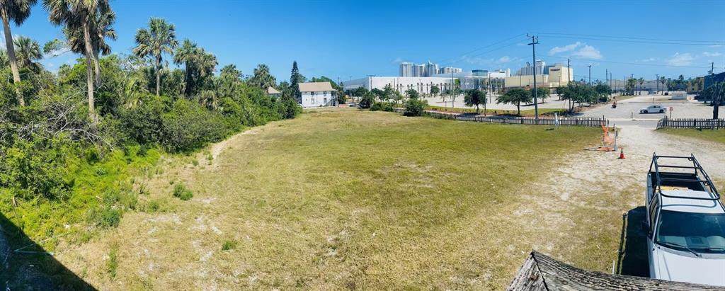 11 Hollywood Avenue - Photo 1