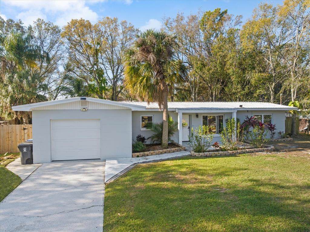 432 Country Club Drive - Photo 1