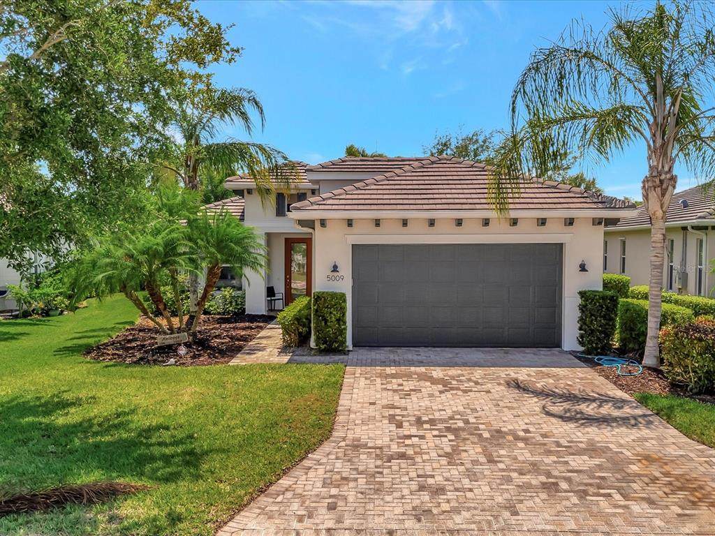 5009 Lake Overlook Avenue - Photo 1