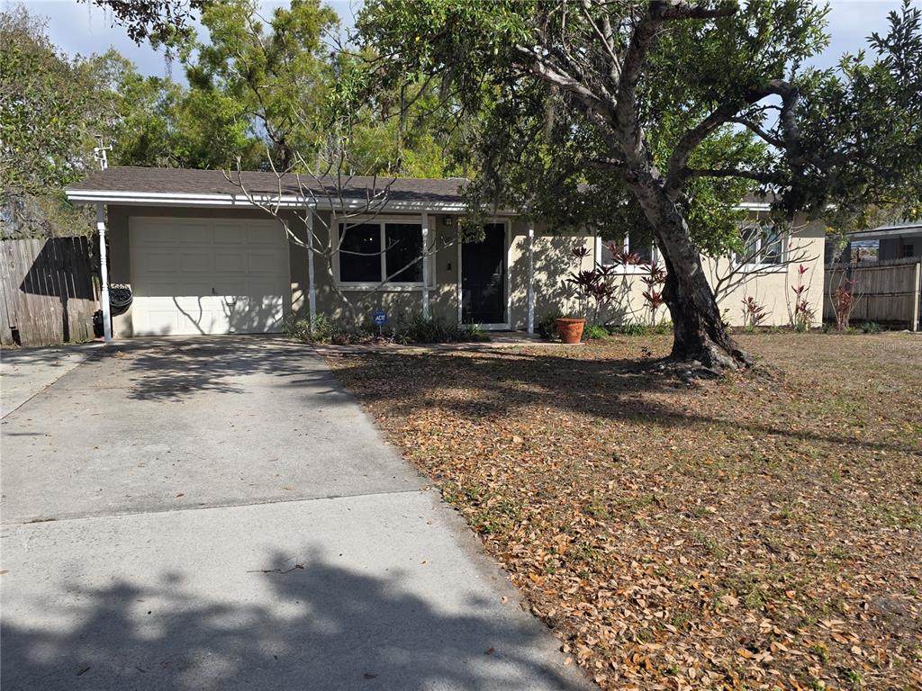 1015 Rhodes Avenue - Photo 1