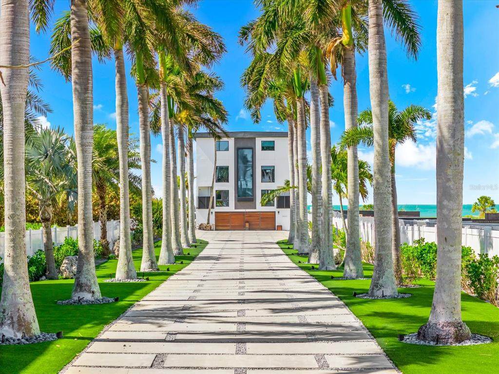 811 Shore Drive - Photo 1