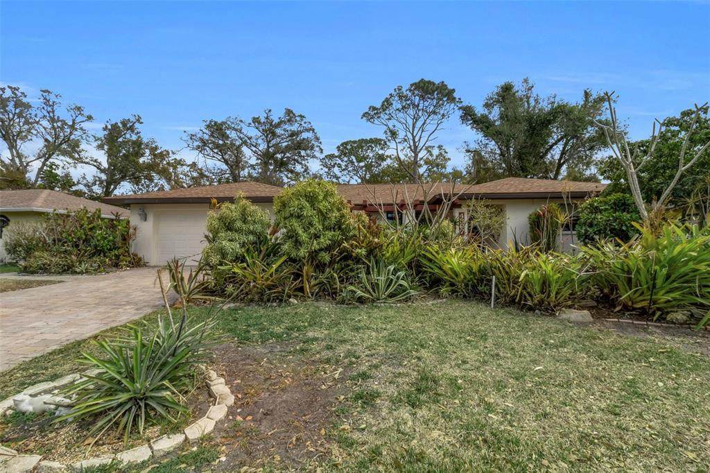 4867 Huntleigh Drive - Photo 1