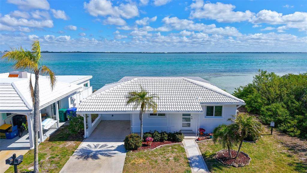 948 Spanish Drive - Photo 1