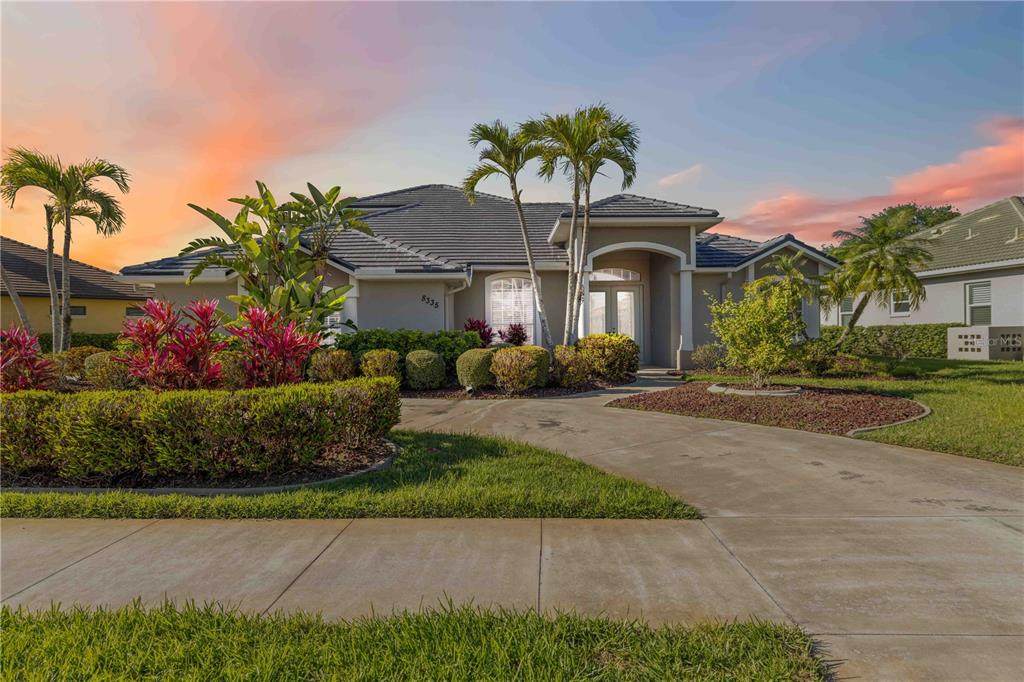 8335 Barton Farms Boulevard - Photo 1