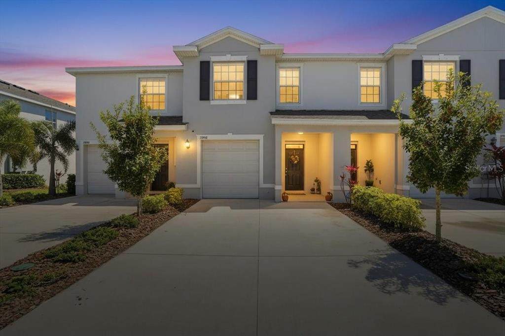 17456 Crescent Moon Loop - Photo 1