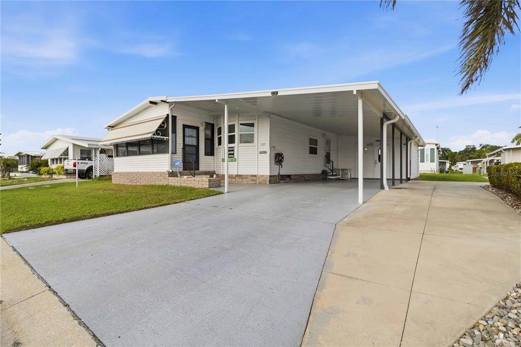 1531 46TH Avenue - Photo 1
