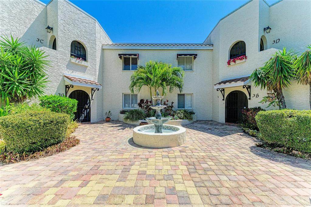 6101 34TH Street - Photo 1