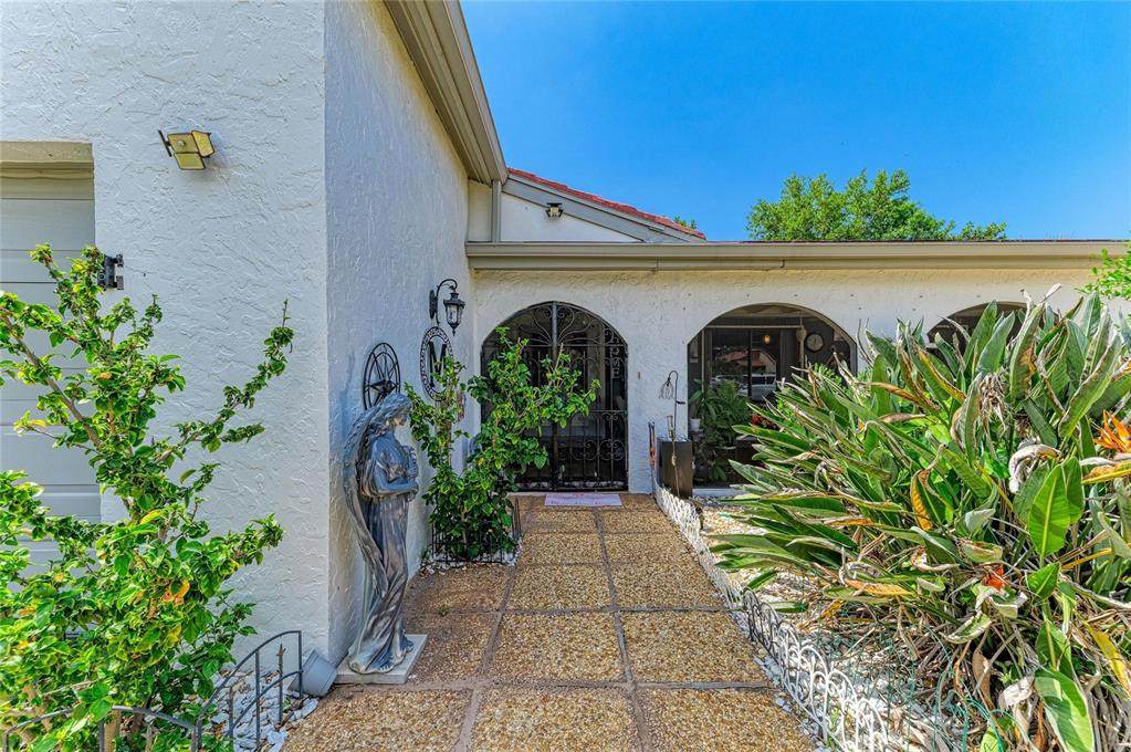 7236 Las Casas Dr - Photo 1