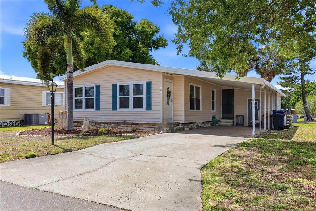 6710 36TH Avenue - Photo 1