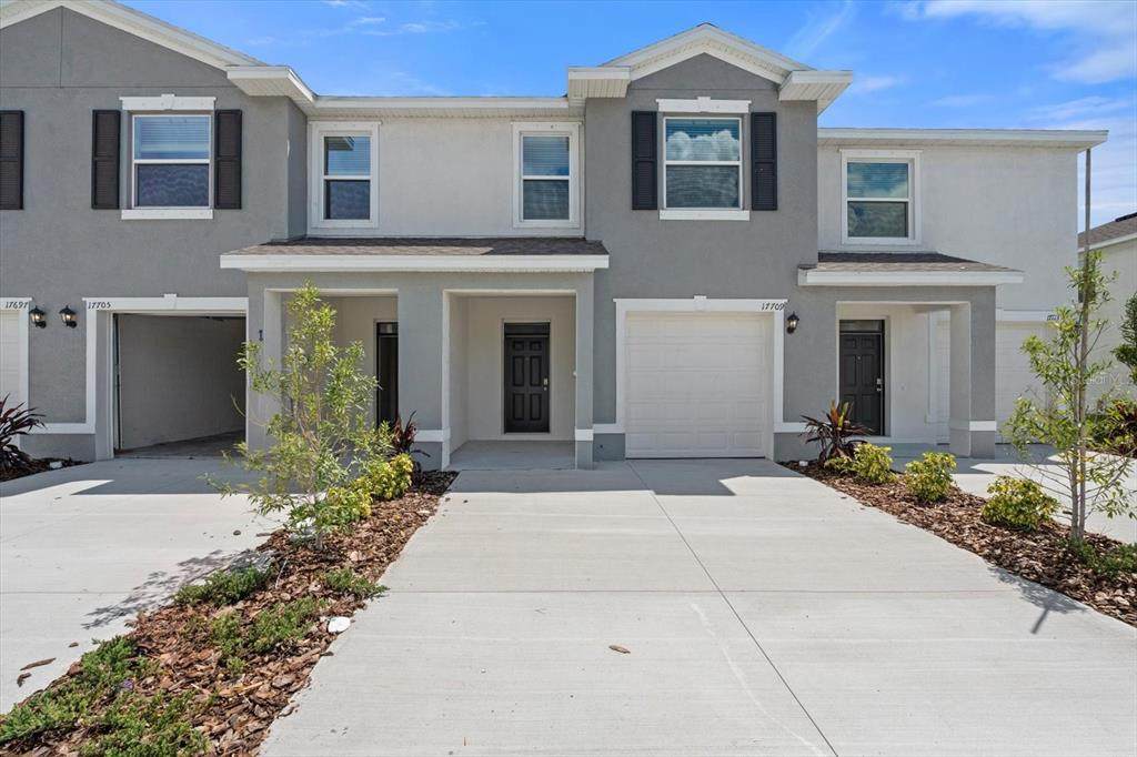 17709 Crescent Moon Loop - Photo 1