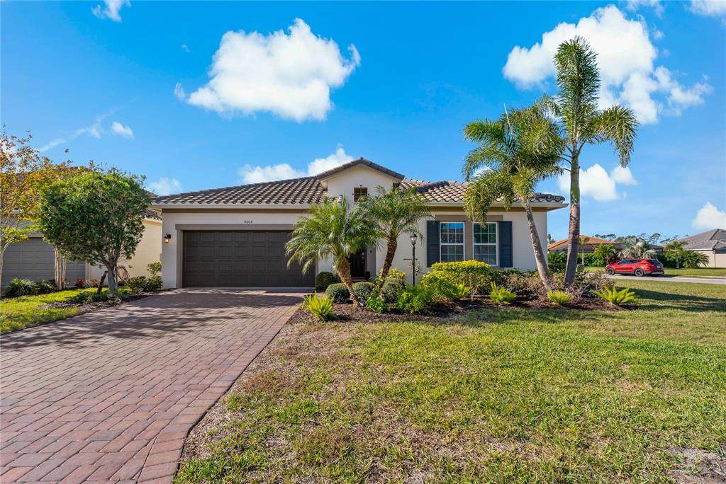 4604 Tobermory Way - Photo 1