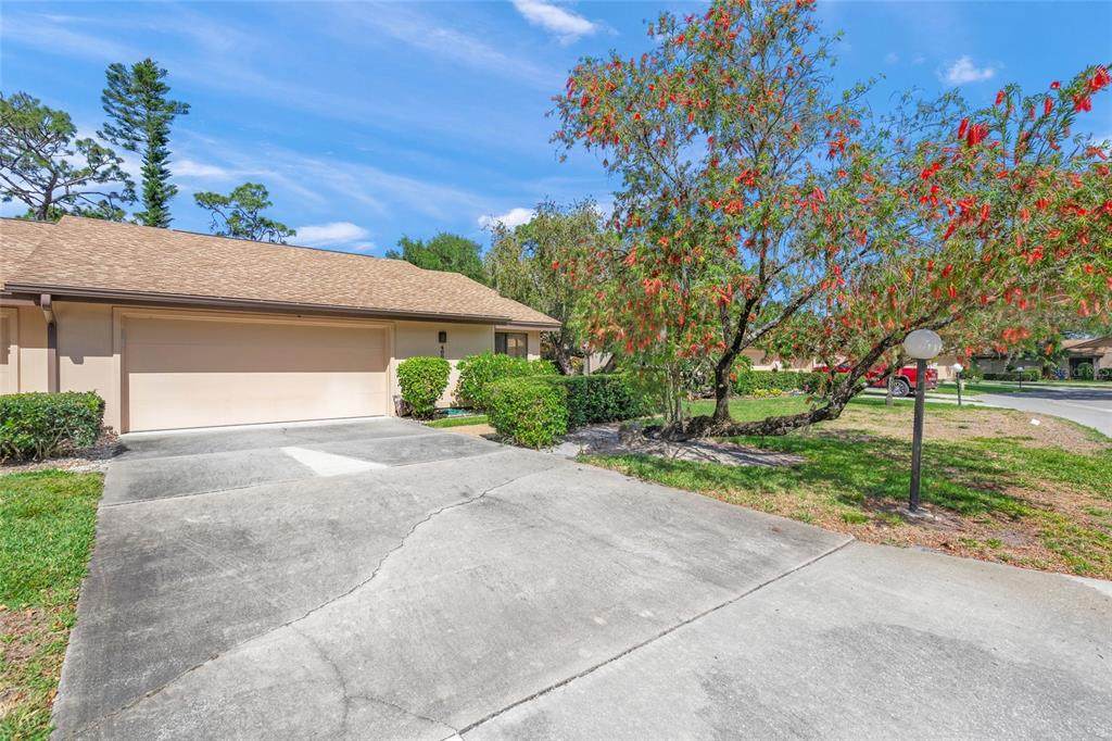 4688 Oak Hollow Drive - Photo 1