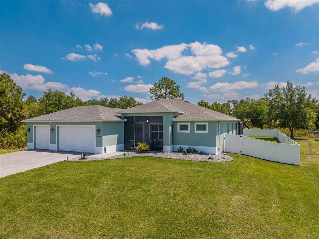 908 Hibiscus Avenue - Photo 1