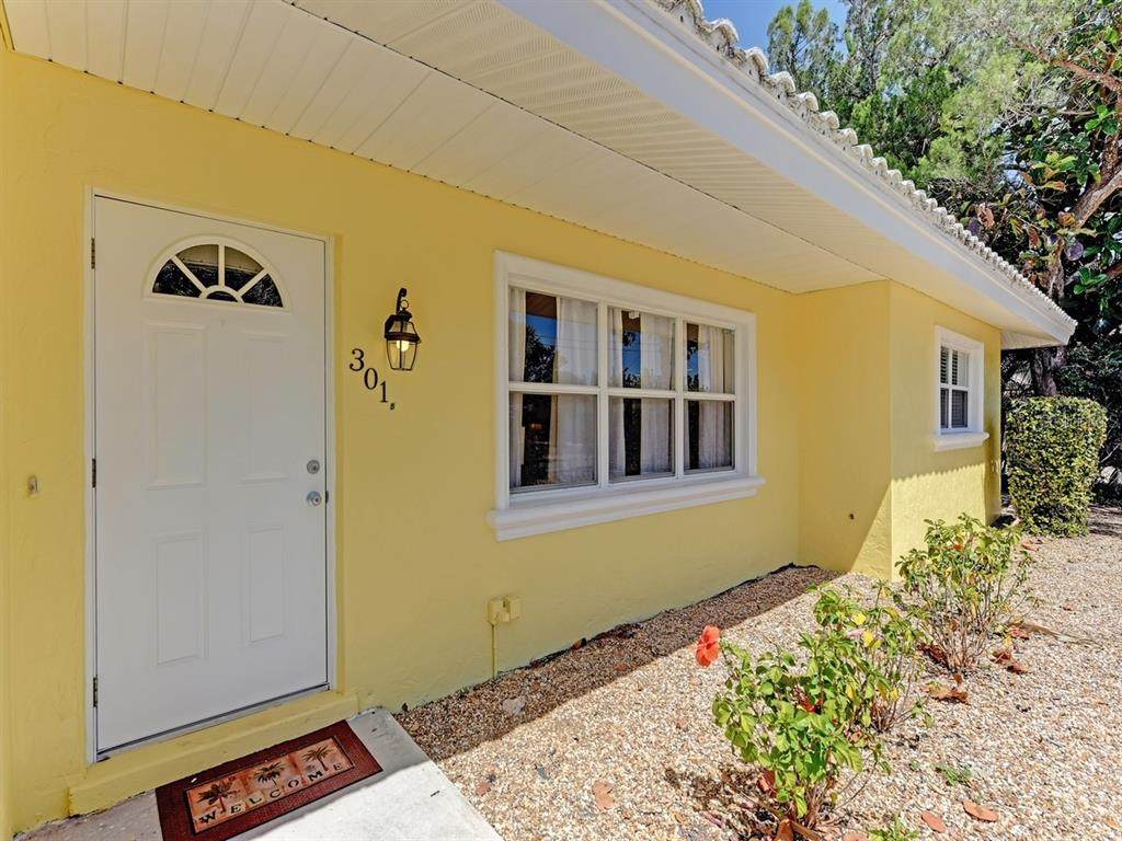 301 Avenida Madera - Photo 1