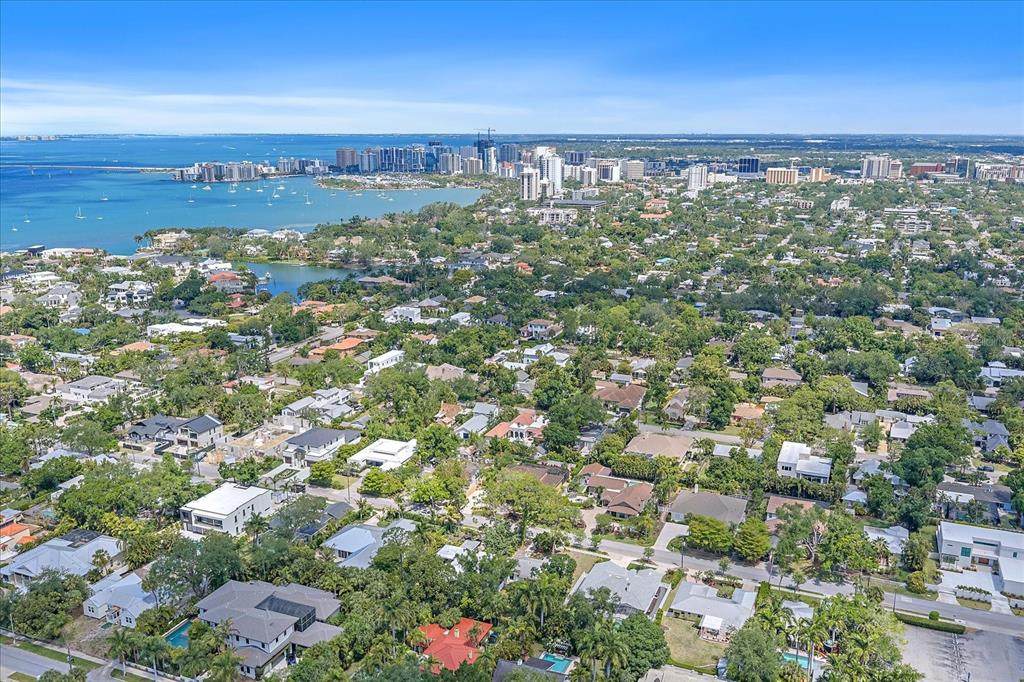1702 Waldemere Street - Photo 1