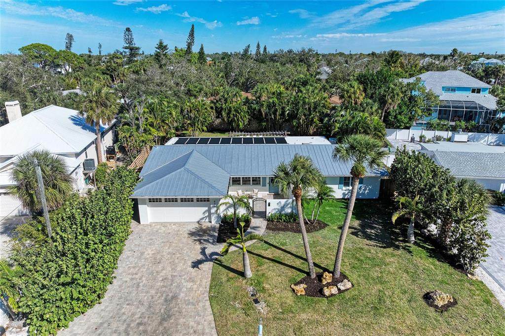 431 Island Circle - Photo 1