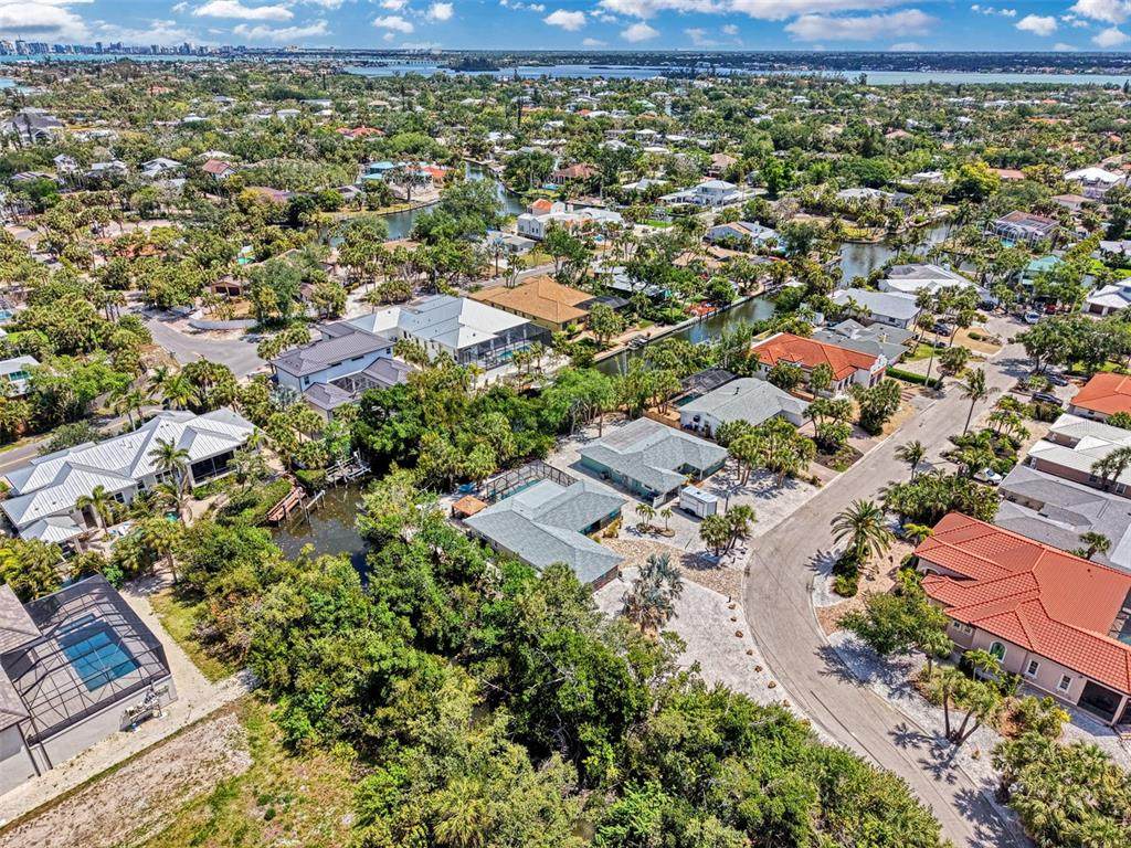 307 Avenida De Paradisio - Photo 1
