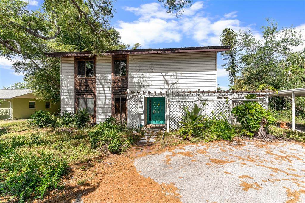 406 49TH Street - Photo 1
