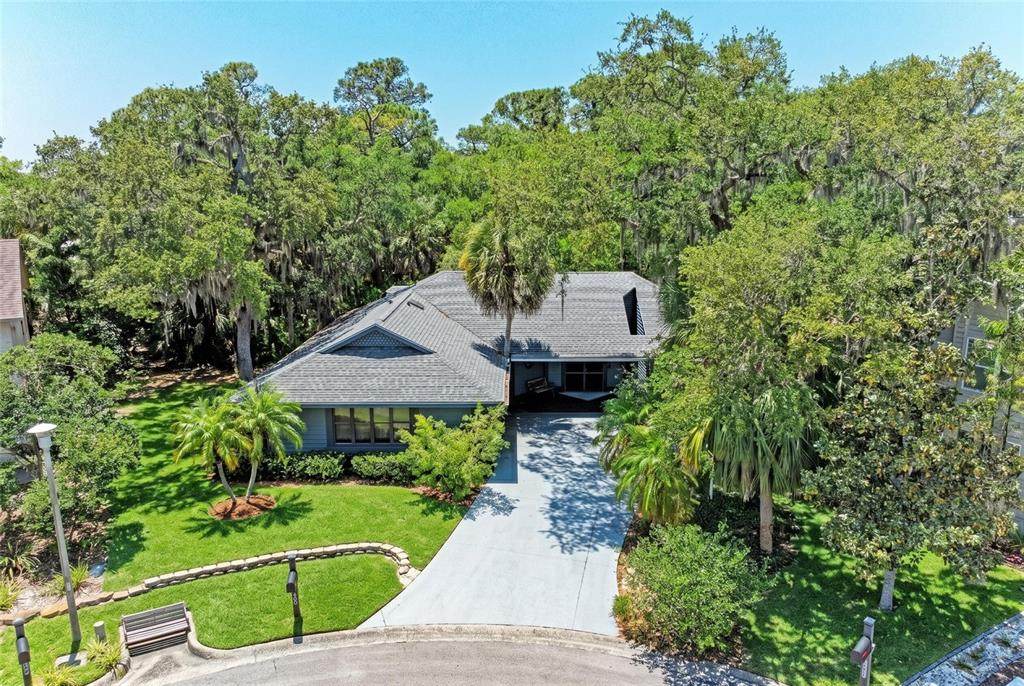 830 Hammockwood Court - Photo 1