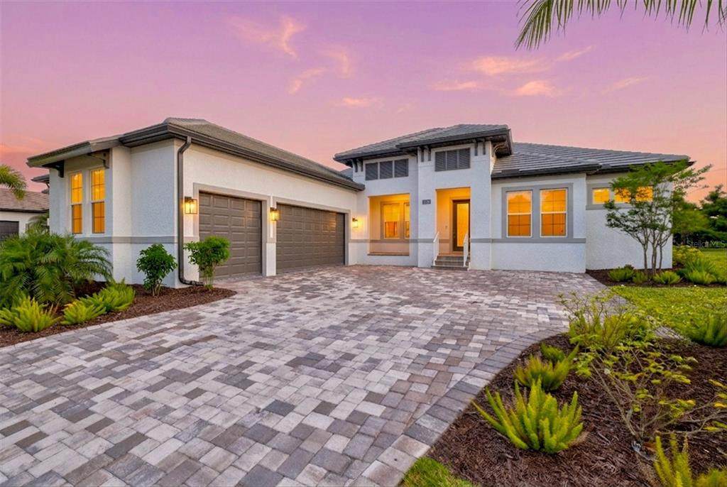 1154 Kings Way Drive - Photo 1