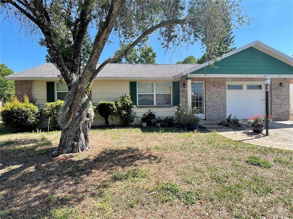 6944 Larchmont Ave - Photo 1