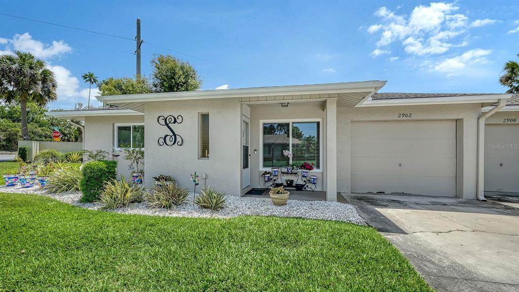 2902 Captiva Gardens Drive - Photo 1