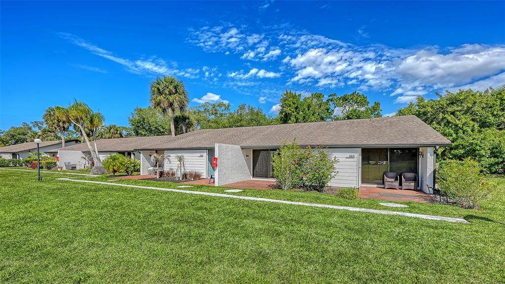 3569 Longmeadow - Photo 1