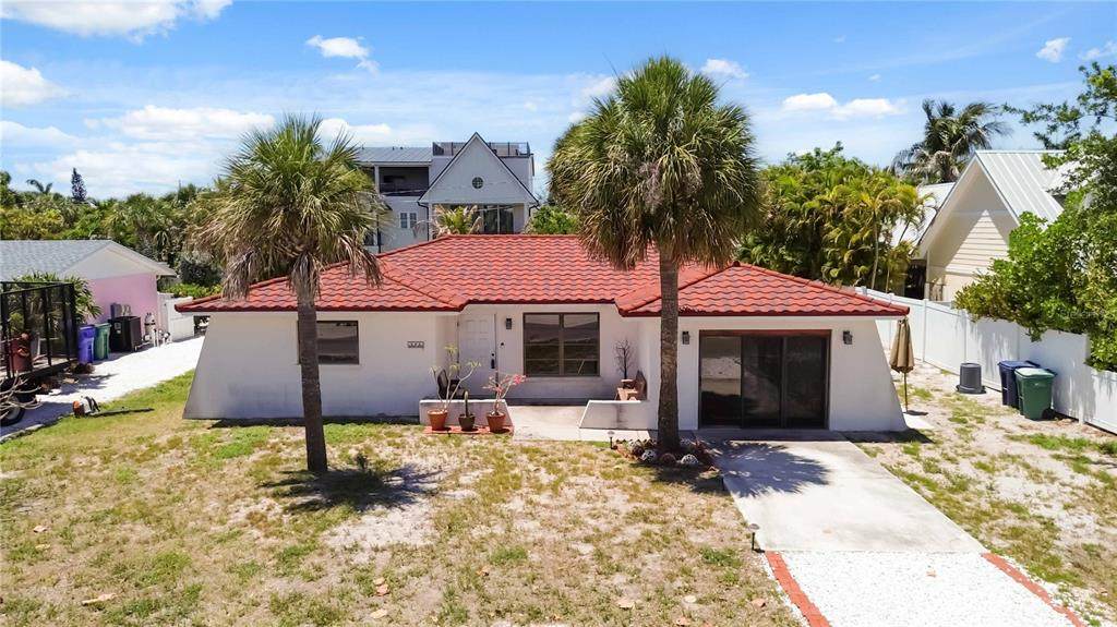 306 Palm Avenue - Photo 1