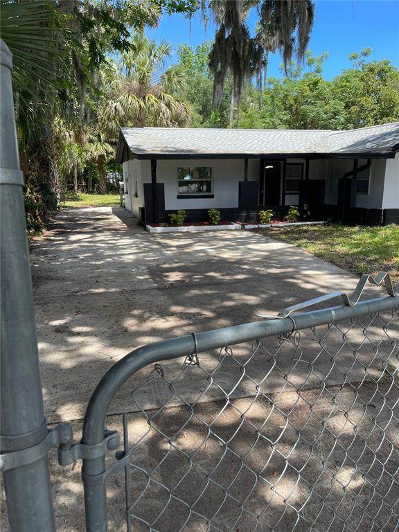 1139 Woodside Drive - Photo 1