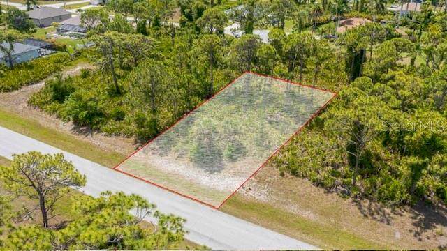 105 Glades Drive - Photo 1