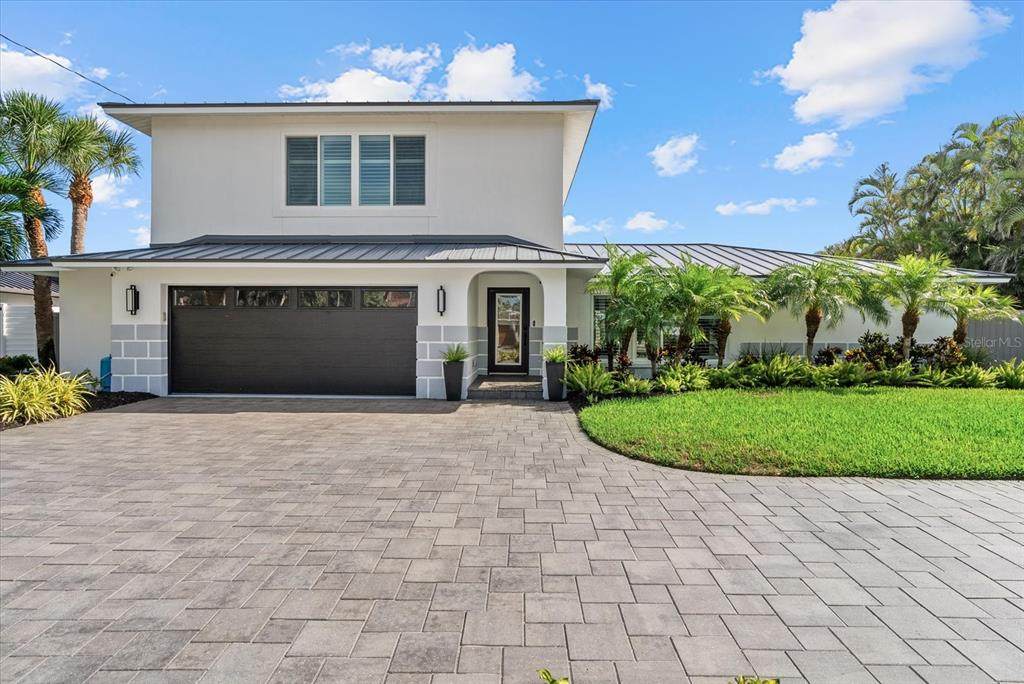 813 Idlewild Way - Photo 1