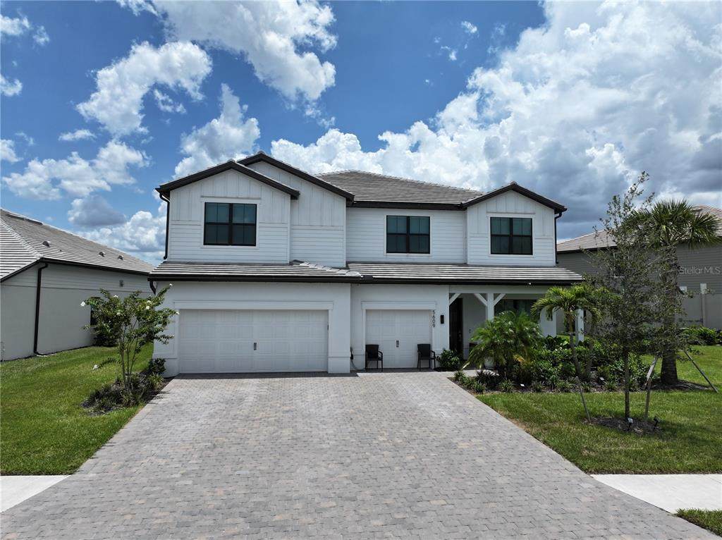 5609 Clearwater Court - Photo 1