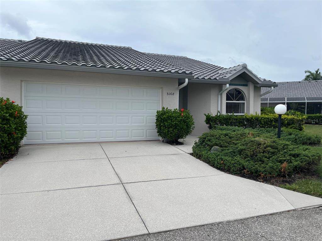 5368 Kelly Drive - Photo 1