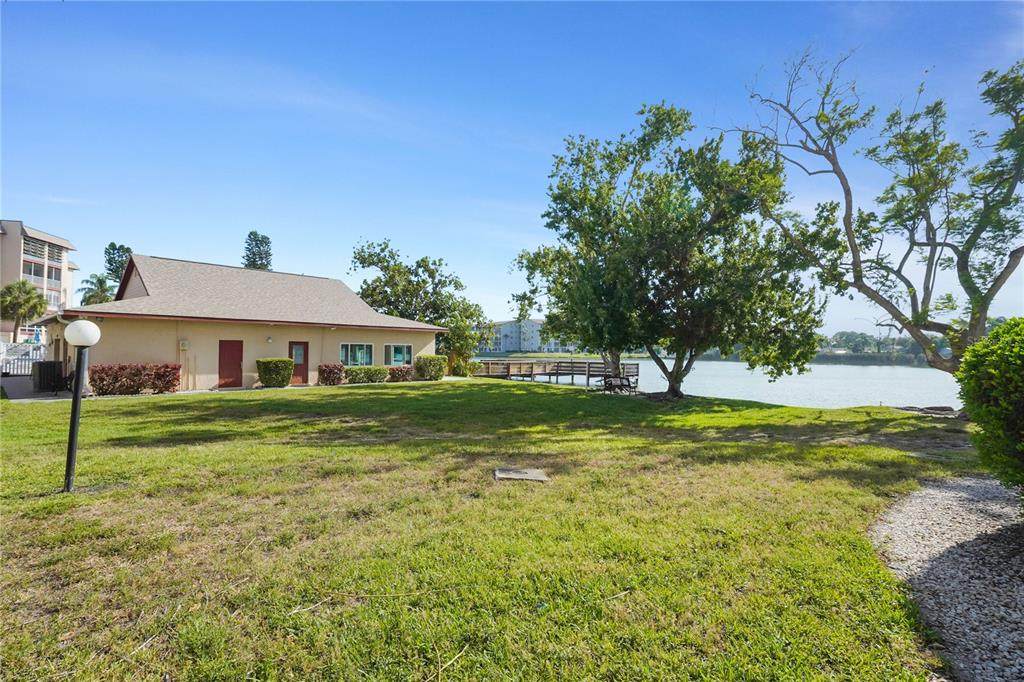 4013 Lake Bayshore Dr - Photo 1