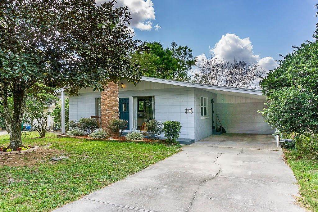 11 University Circle - Photo 1