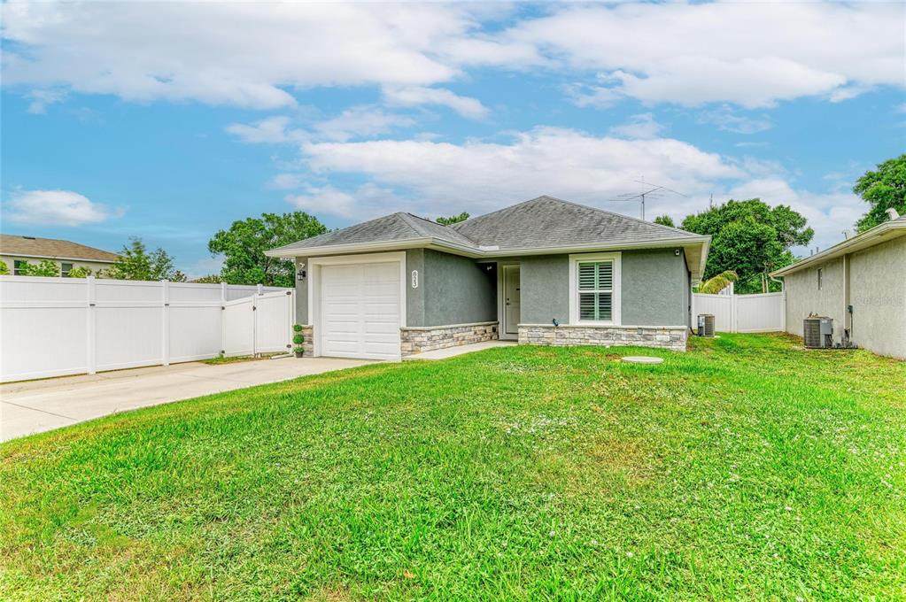 823 Bacon Avenue - Photo 1