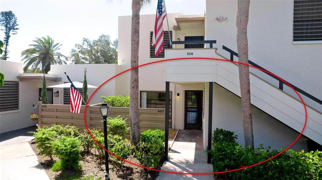 507 Lakeside Drive - Photo 1
