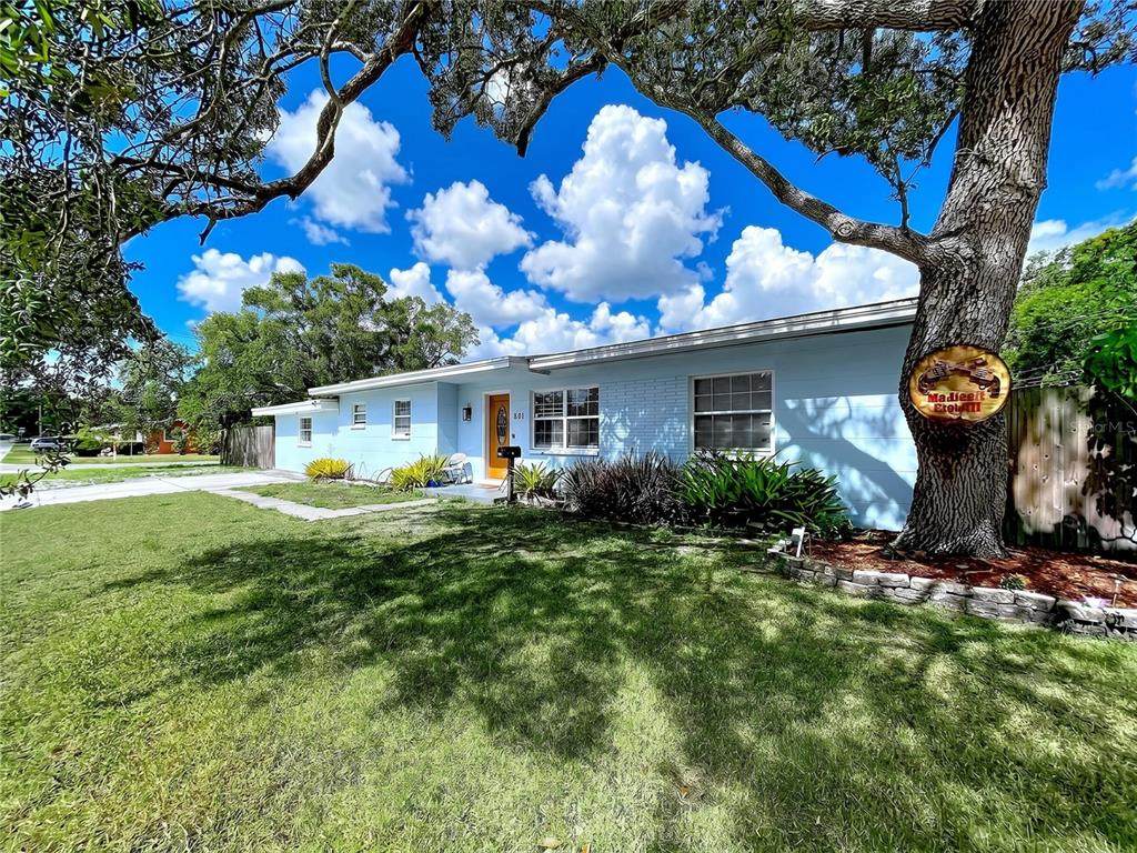 801 51ST Avenue - Photo 1