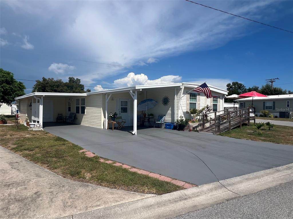 4906 Sea Island Avenue - Photo 1