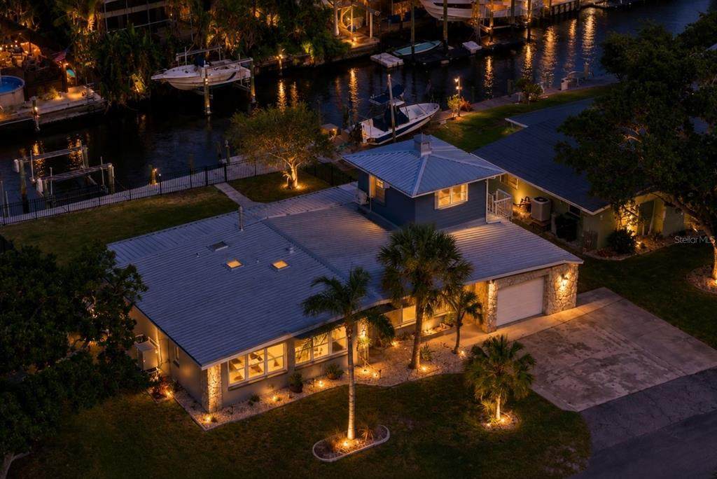 512 Palm Avenue - Photo 1